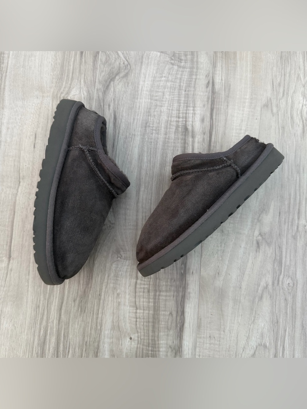 UGG Classic Mini Suede Slippers Gray Women’s Size 7
